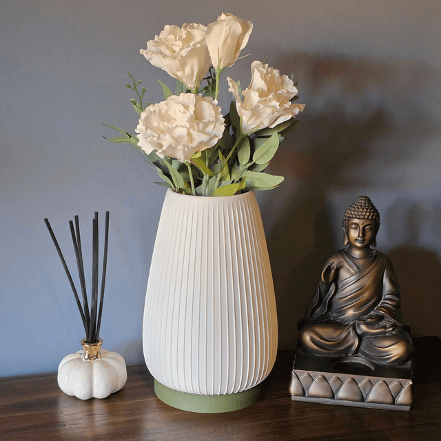 The Solis Vase Lamp